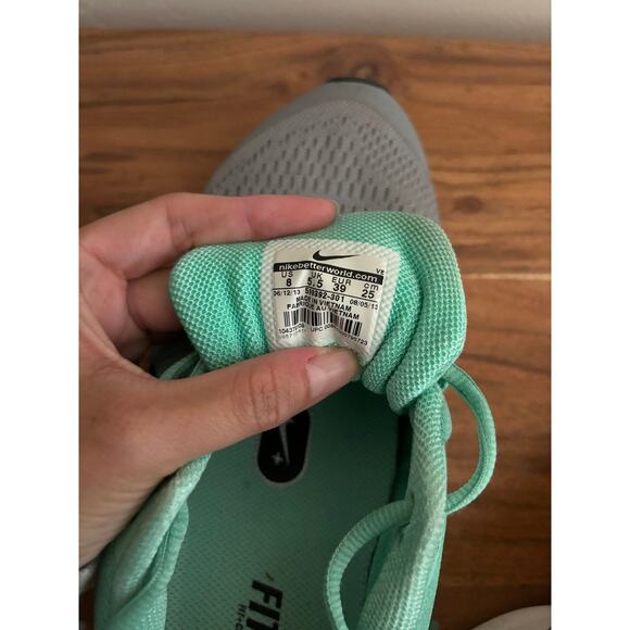 Nike Shoes Women's 8 Sneakers Fitsole Lime Green - Picture 8 of 11